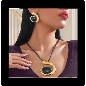 Gold Rope Oval Acrylic Vintage  Pendant Necklace And Bracelet Set For Women